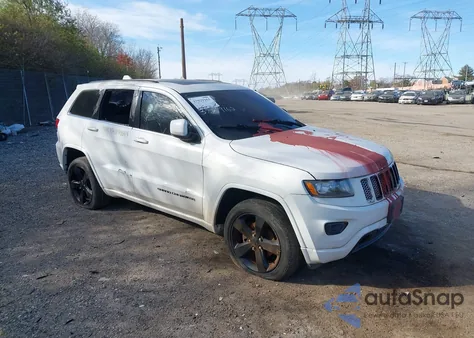 2015 Jeep Grand Cherokee Laredo z USA, uszkodzony, nr VIN 1C4RJFAGXFC206212